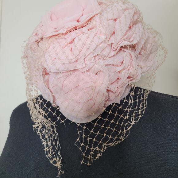 VTG Union Made MCM Light Pink Chiffon Floral Veiled Hat Pillbox Kentucky Derby - Picture 11 of 16